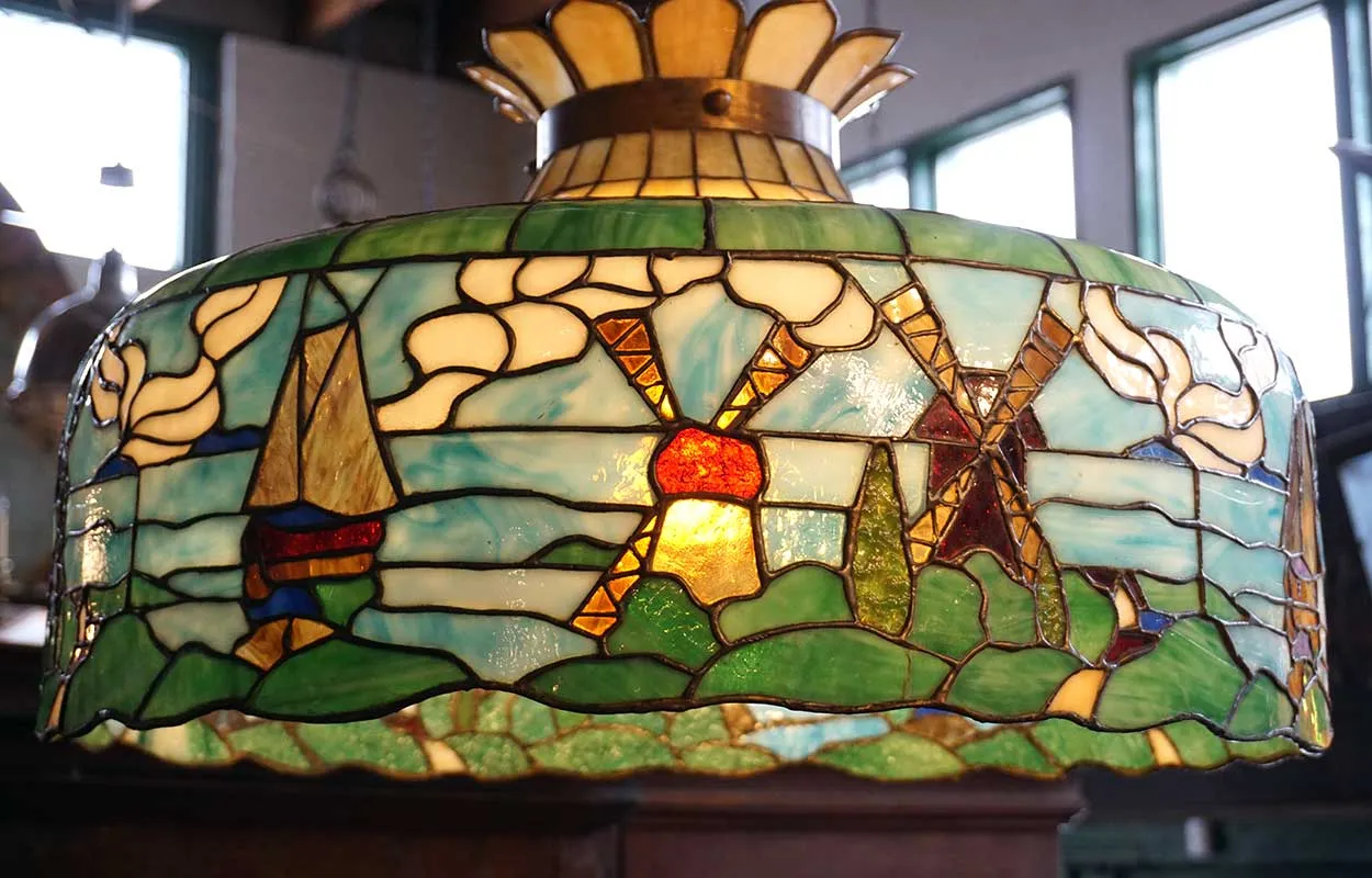 American Leaded Bent Glass Windmill One-Light Pendant Ceiling Light Fixture