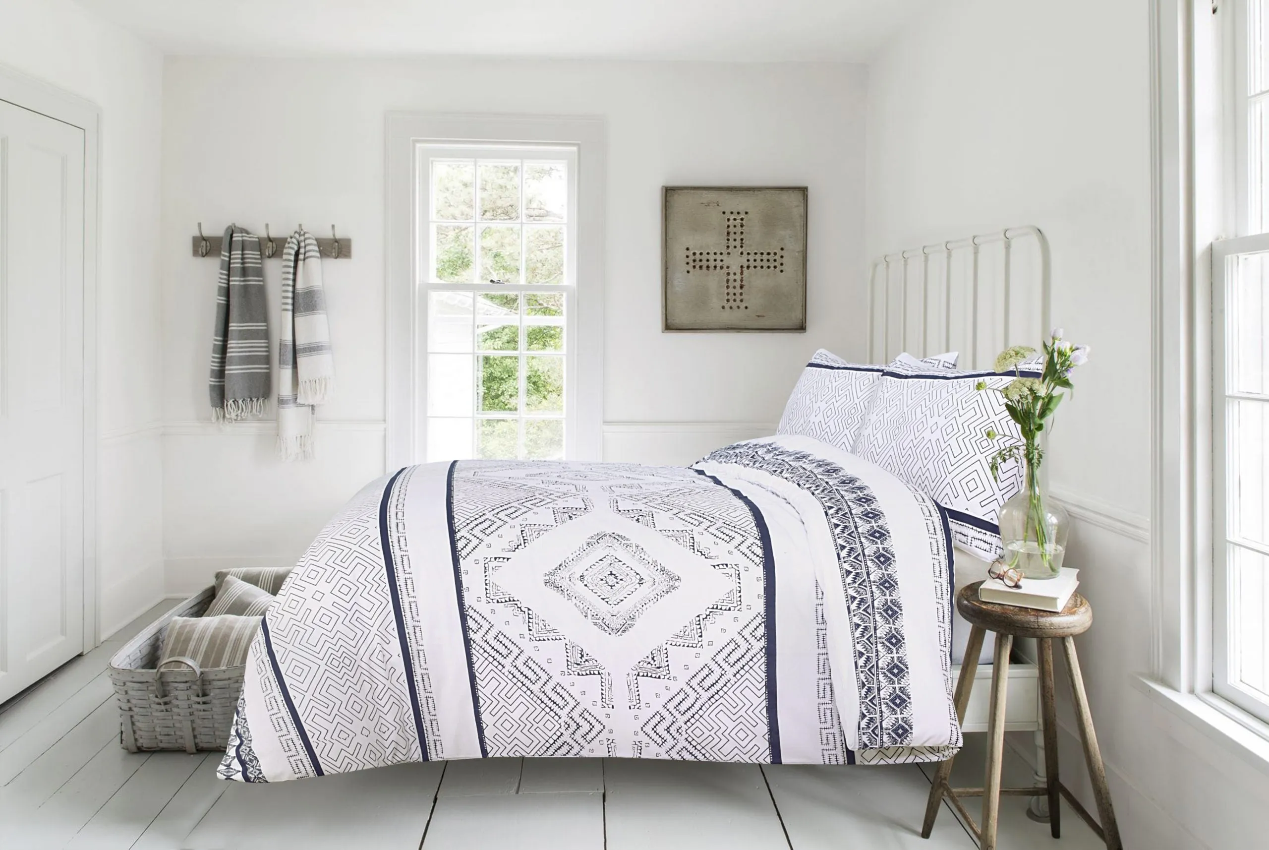 Amsons New Hampton Quilt Cover Set - White Blue