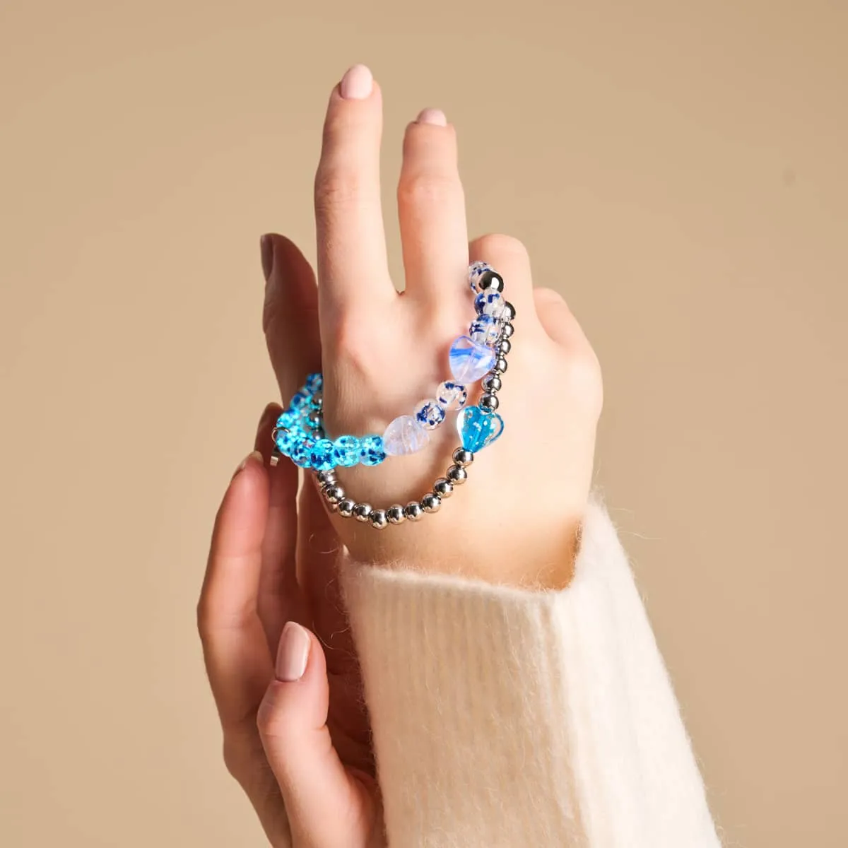 Aquamarine | Firefly Glass Hearts Essence Bracelet