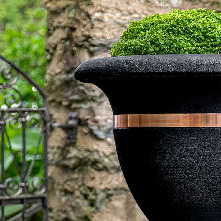 Campania Classic Copper Banded Urn, Large