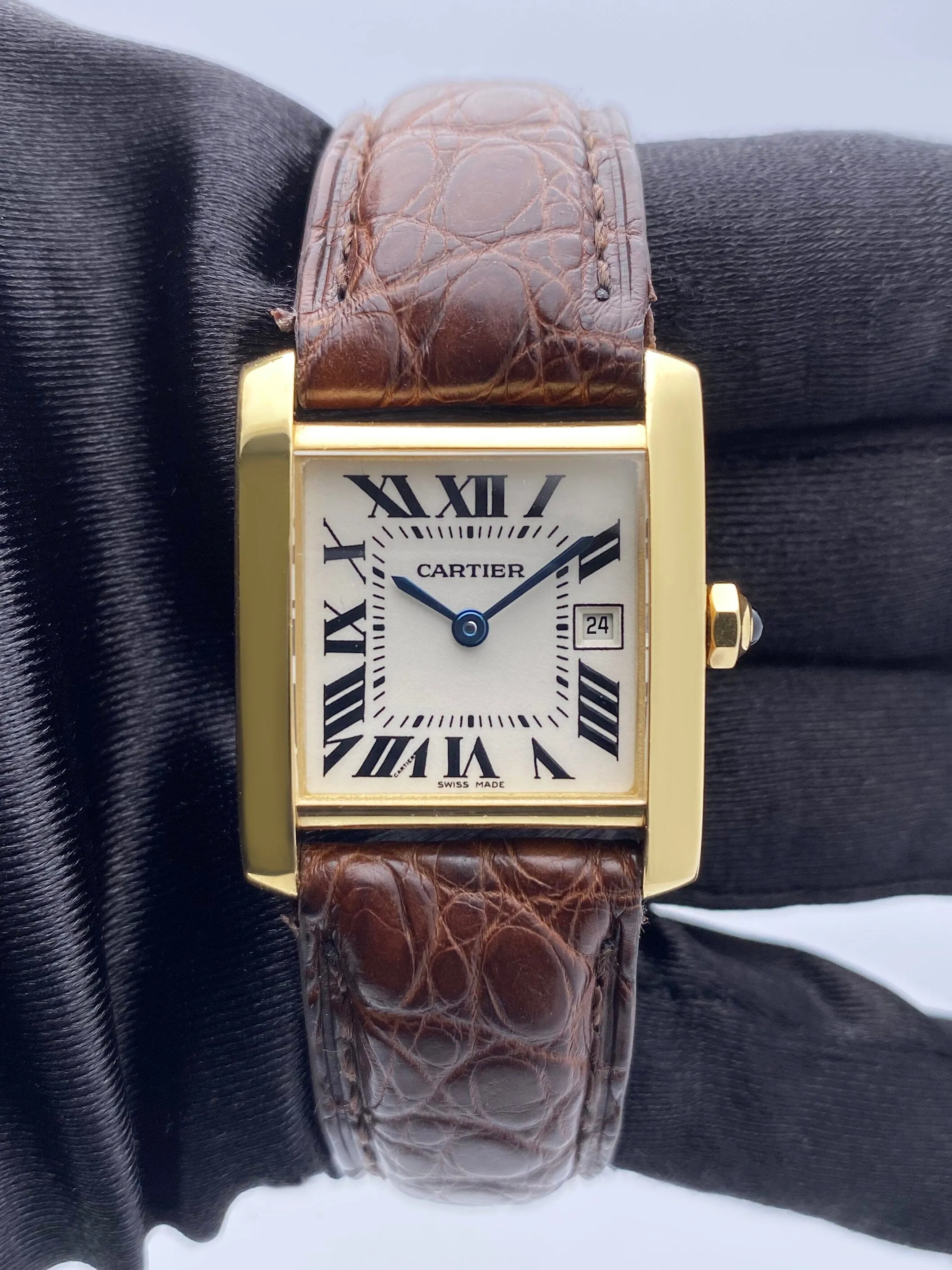 Cartier Tank Francaise W5001456 18K Yellow Gold Ladies Watch