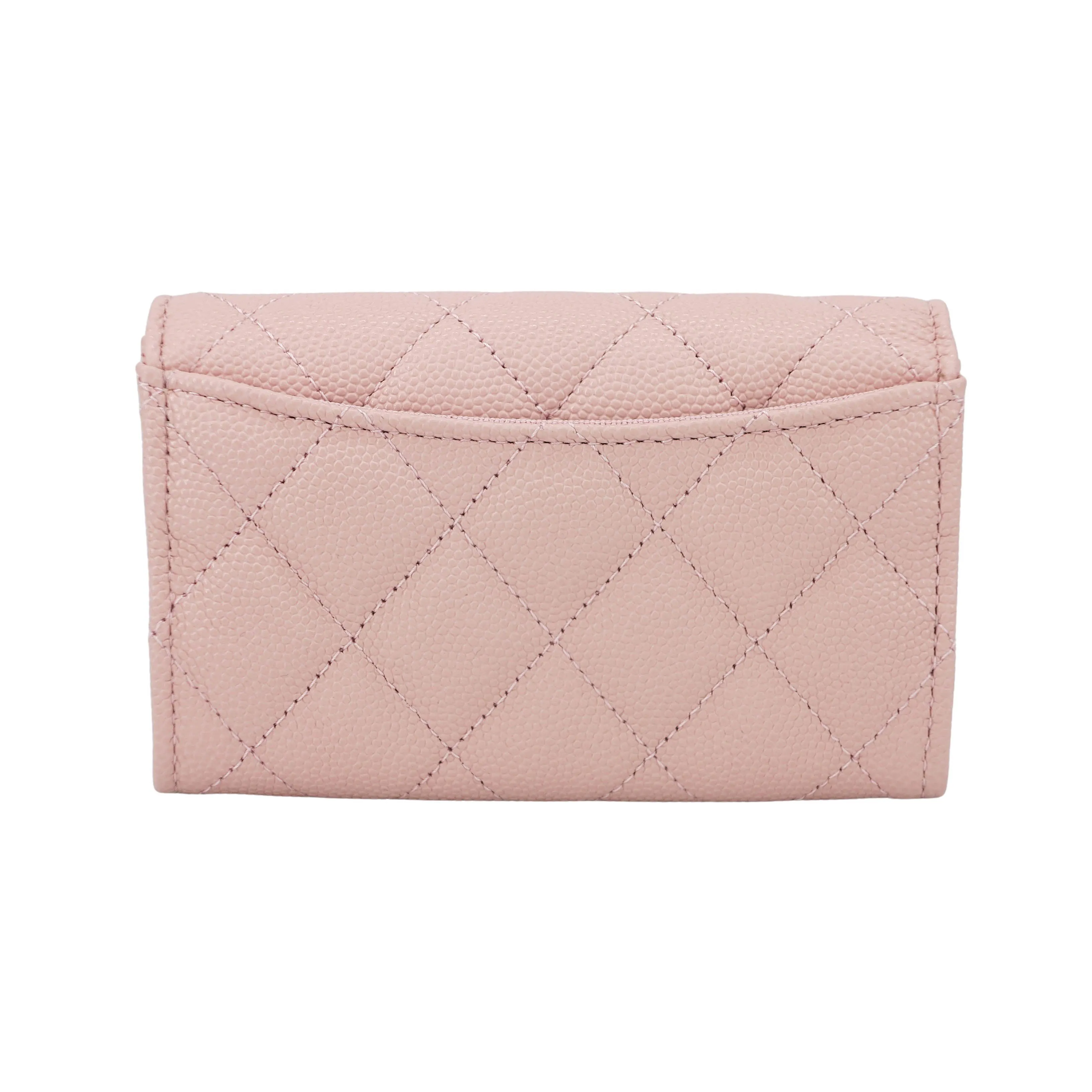 Classic Flap Card Holder in 22B Pink Caviar