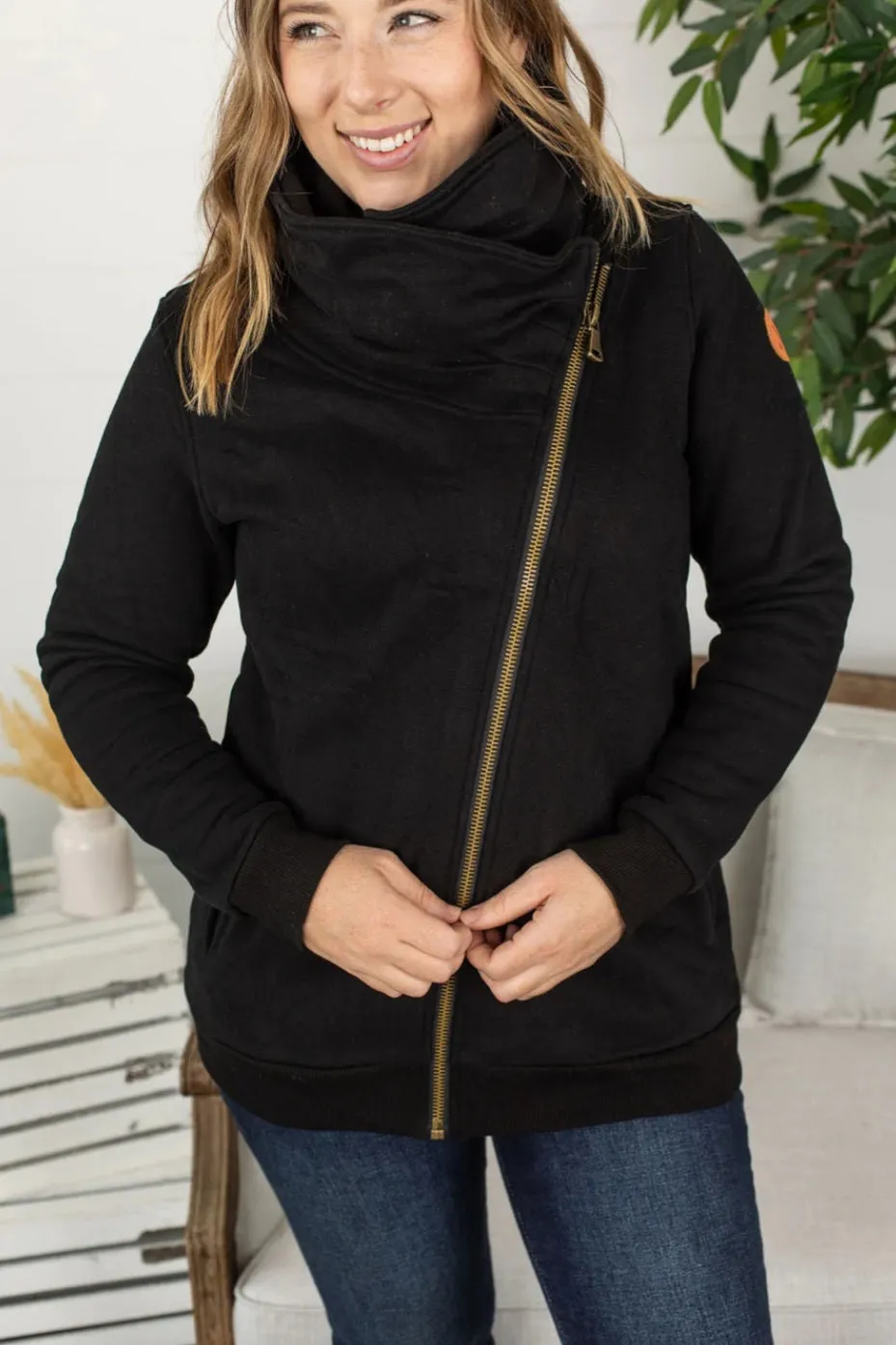 Classic ZipCowl Sweatshirt - Black