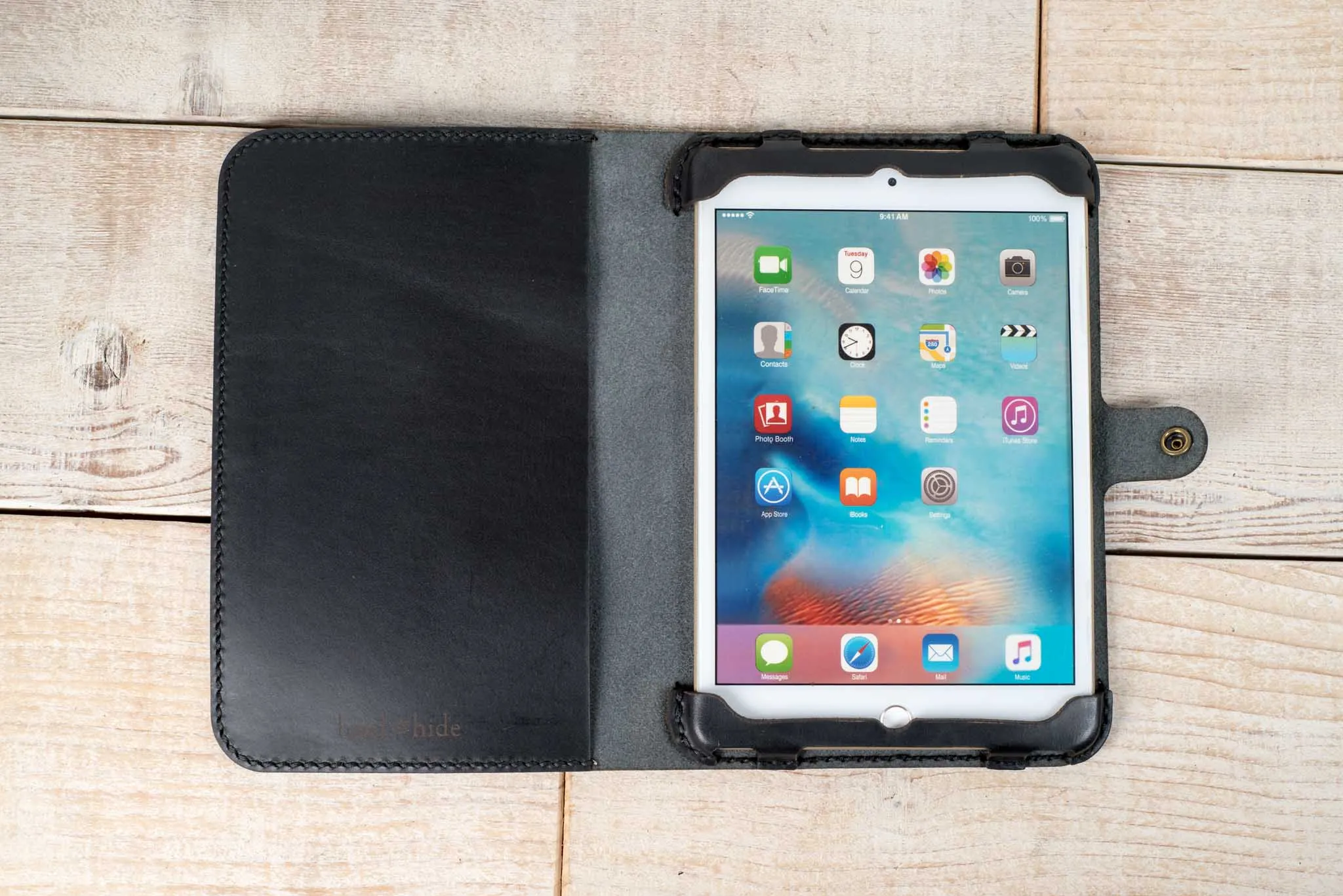 iPad Mini 4 Classic Leather Tablet Case