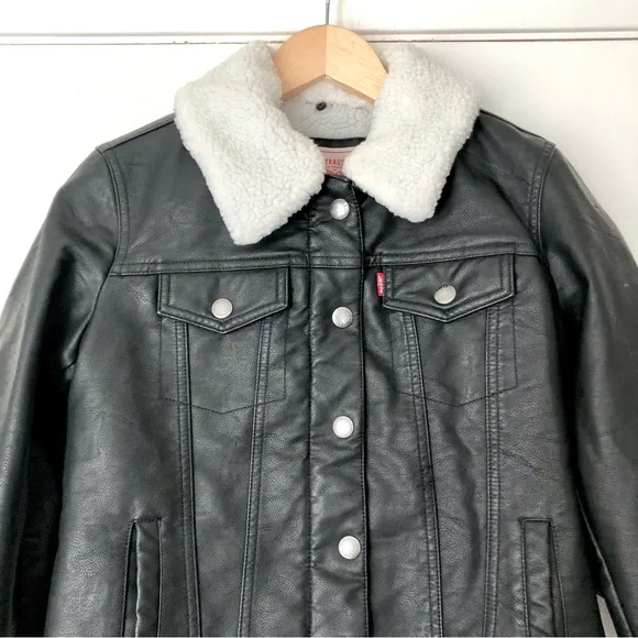 Levi’s Black Vegan Leather Sherpa Lined Trucker Jacket Classic Americana