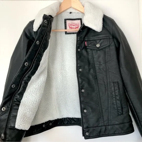 Levi’s Black Vegan Leather Sherpa Lined Trucker Jacket Classic Americana