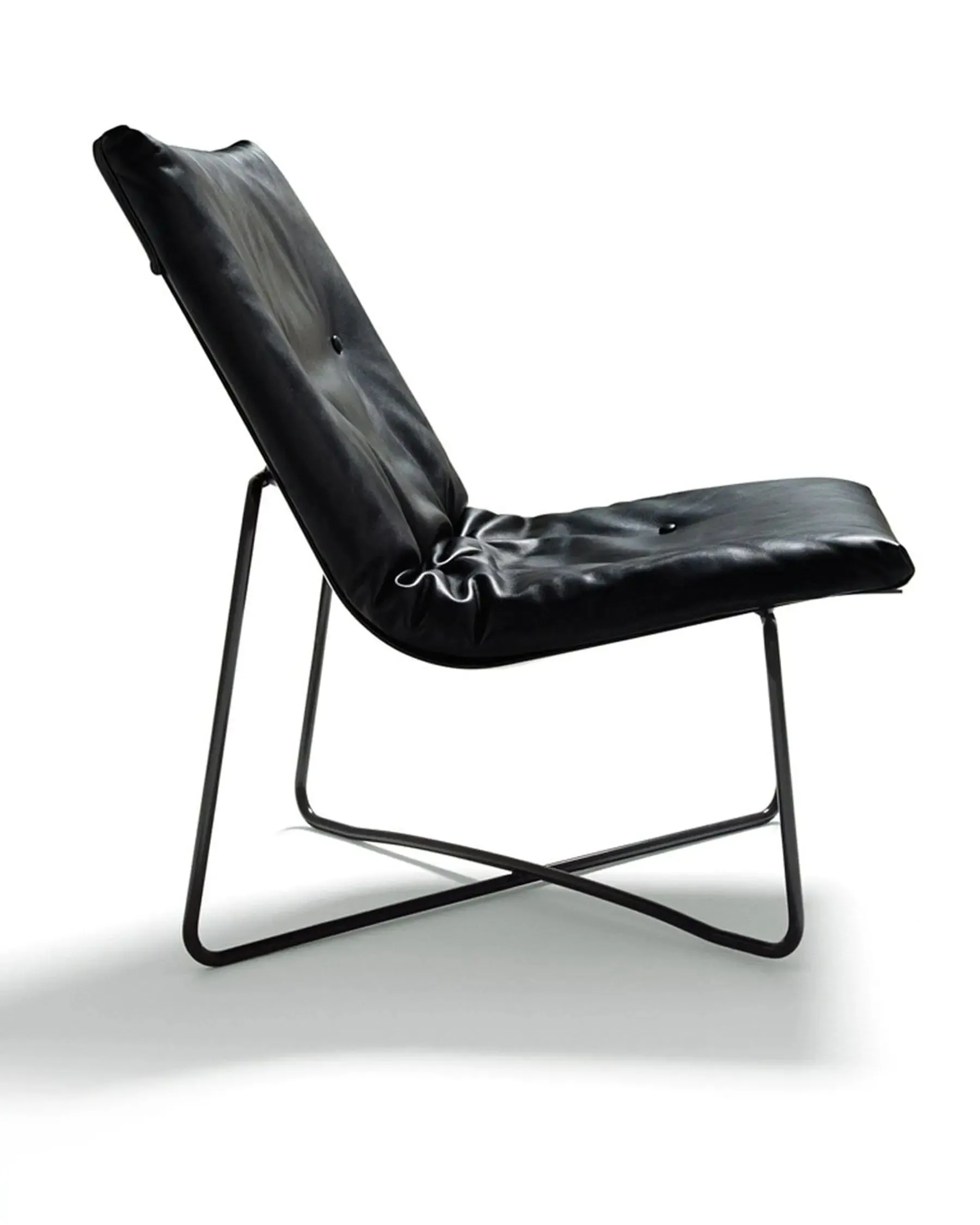 Low Chair LC03 - Small Armchair