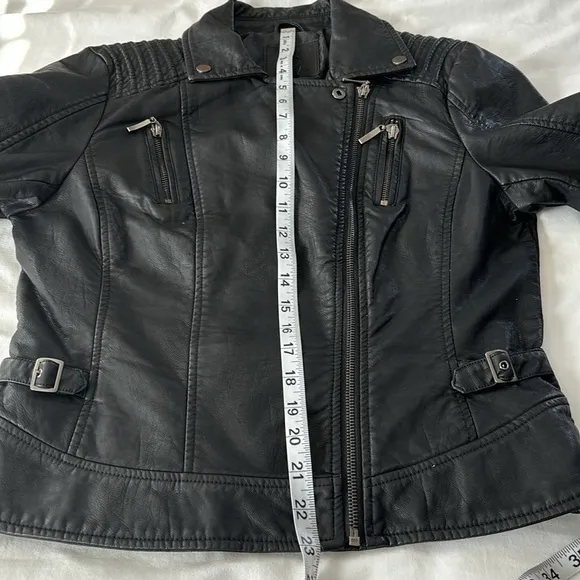 Max Studio Faux Leather Jacket Black Medium