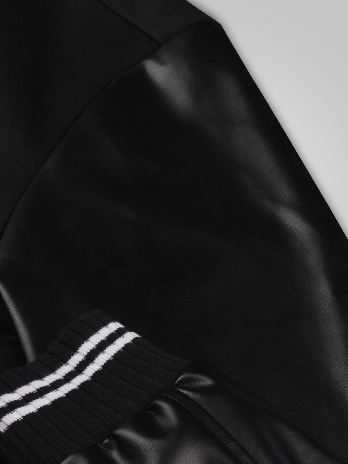 Paris Saint-Germain: Varsity Jacket