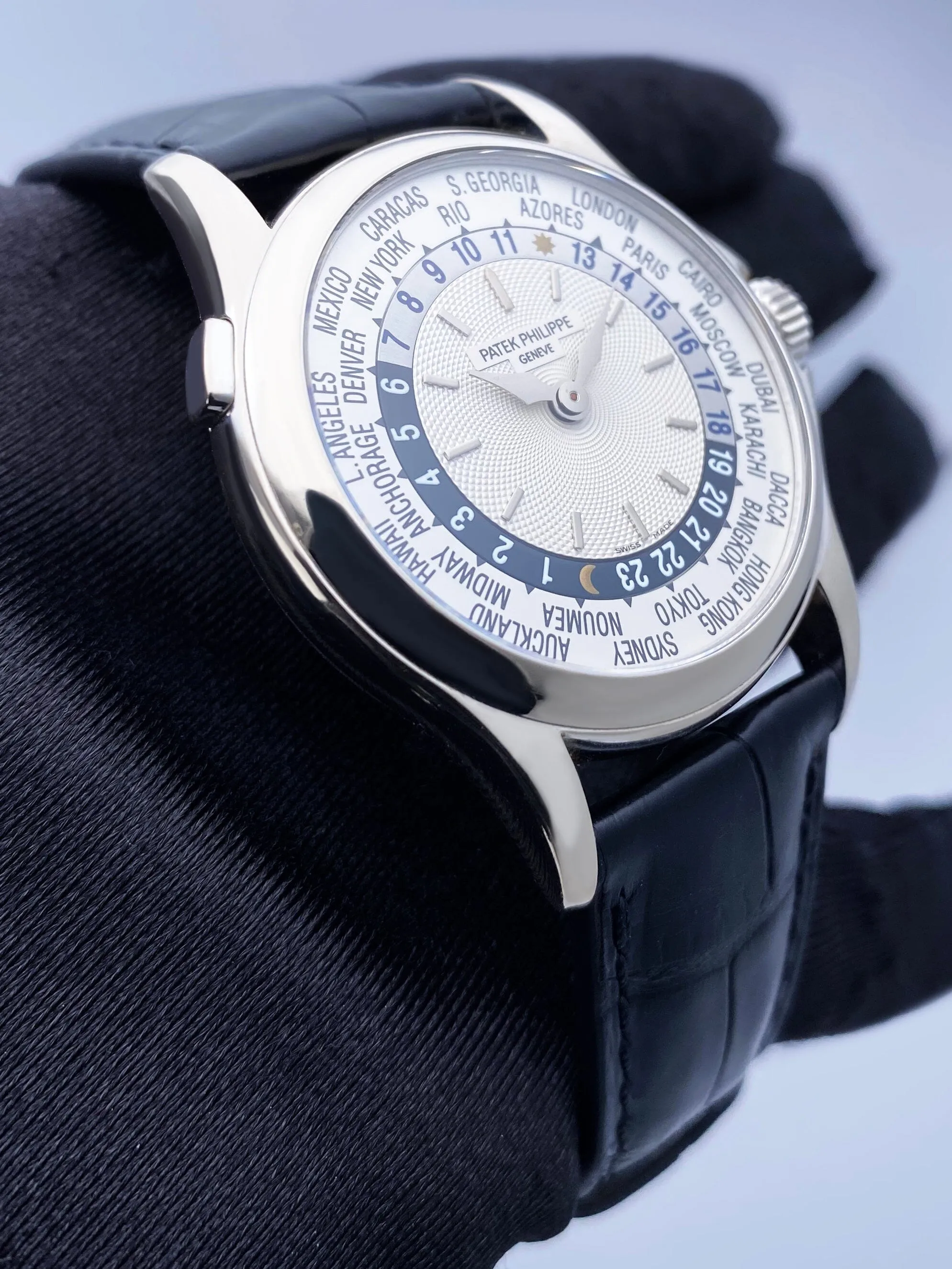 Patek Philippe World Time 5110G 18K White Gold Mens Watch With Archives