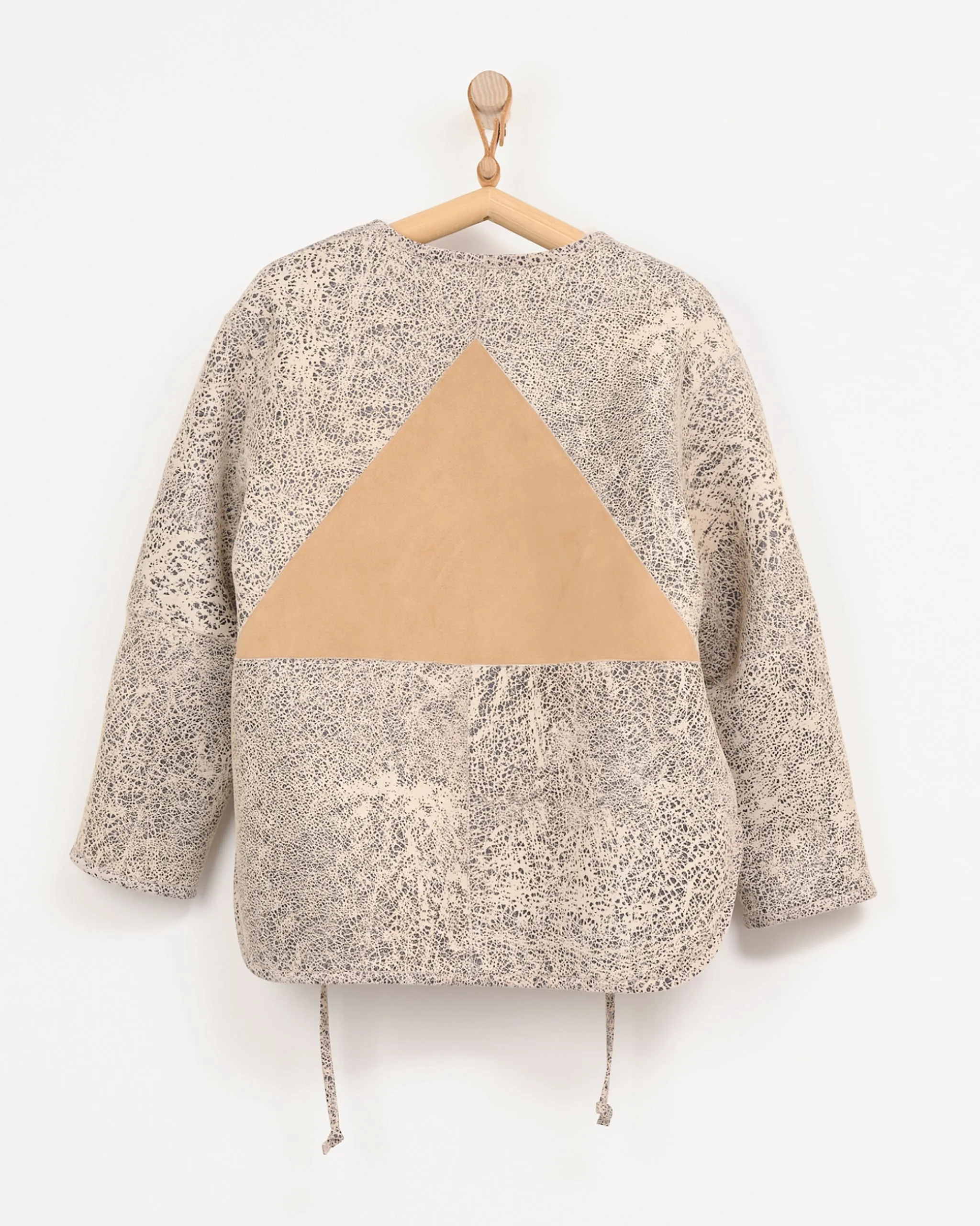 Pyramid Robe in Classic