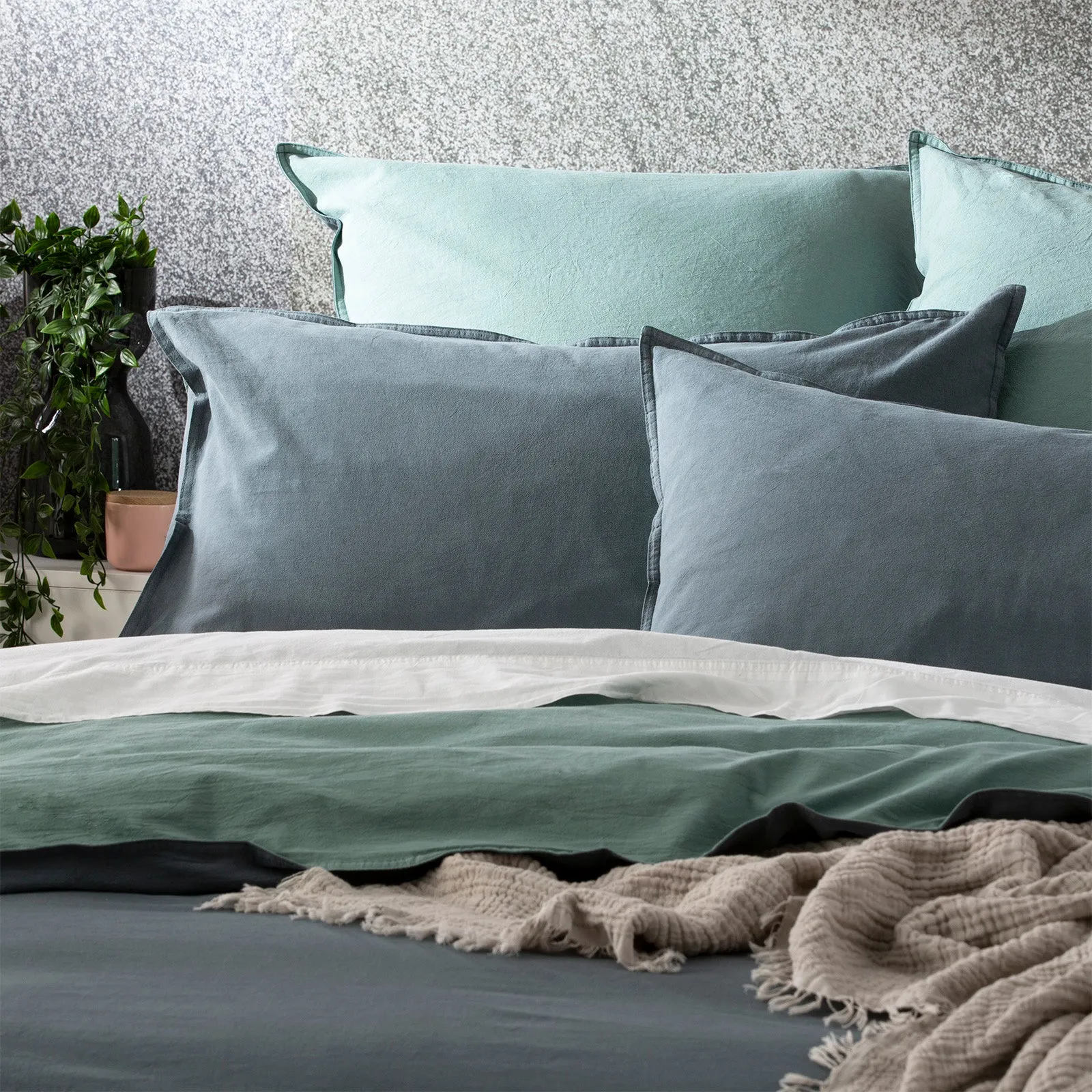 Renee Taylor Essentials Vintage stone washed reversible Quilt Cover Set - Mineral